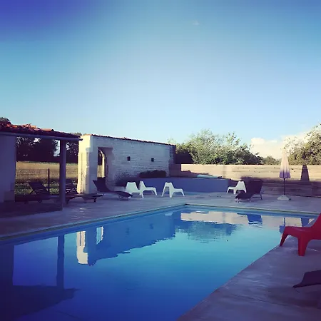 Holiday home Pressoir - La Garenne Family